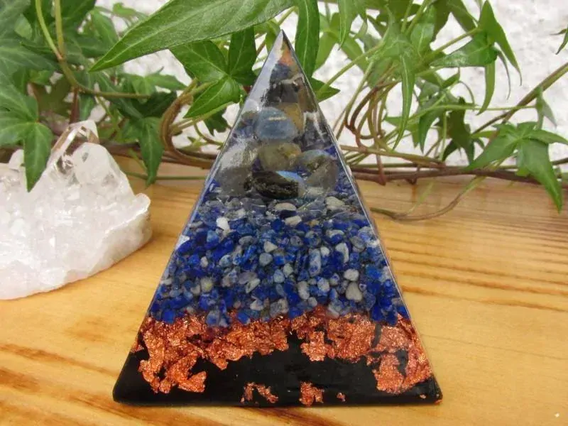 Orgonitová pyramida - Aktivace 6. čakry "Zrak & Intuice & Jasnozřivost"