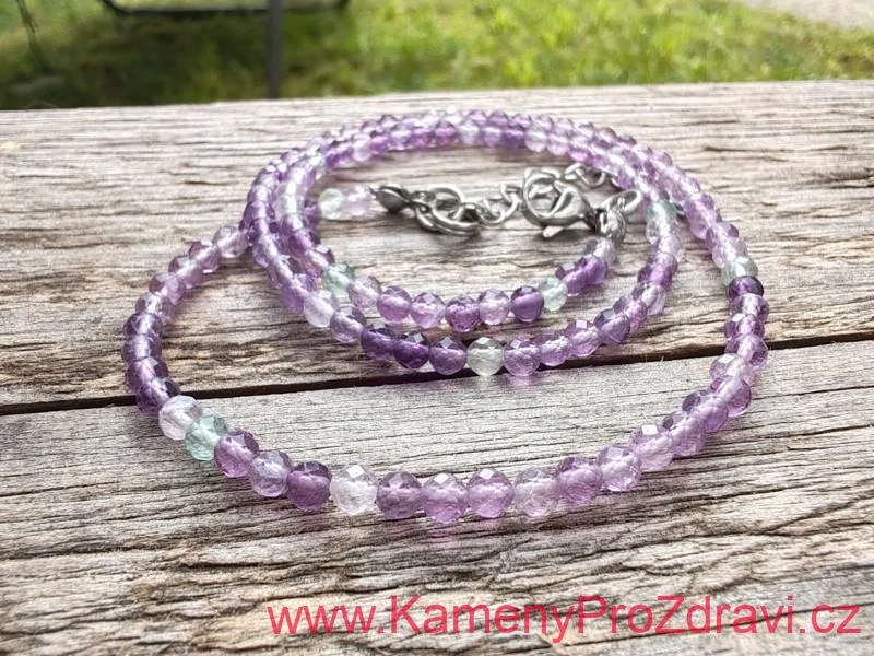 Náhrdelník - Fluorit - kuličky broušené 3,3mm - "Hlava v oblacích"