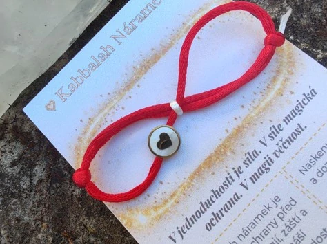 Ochranný Kabbalah náramek Perleťové srdce