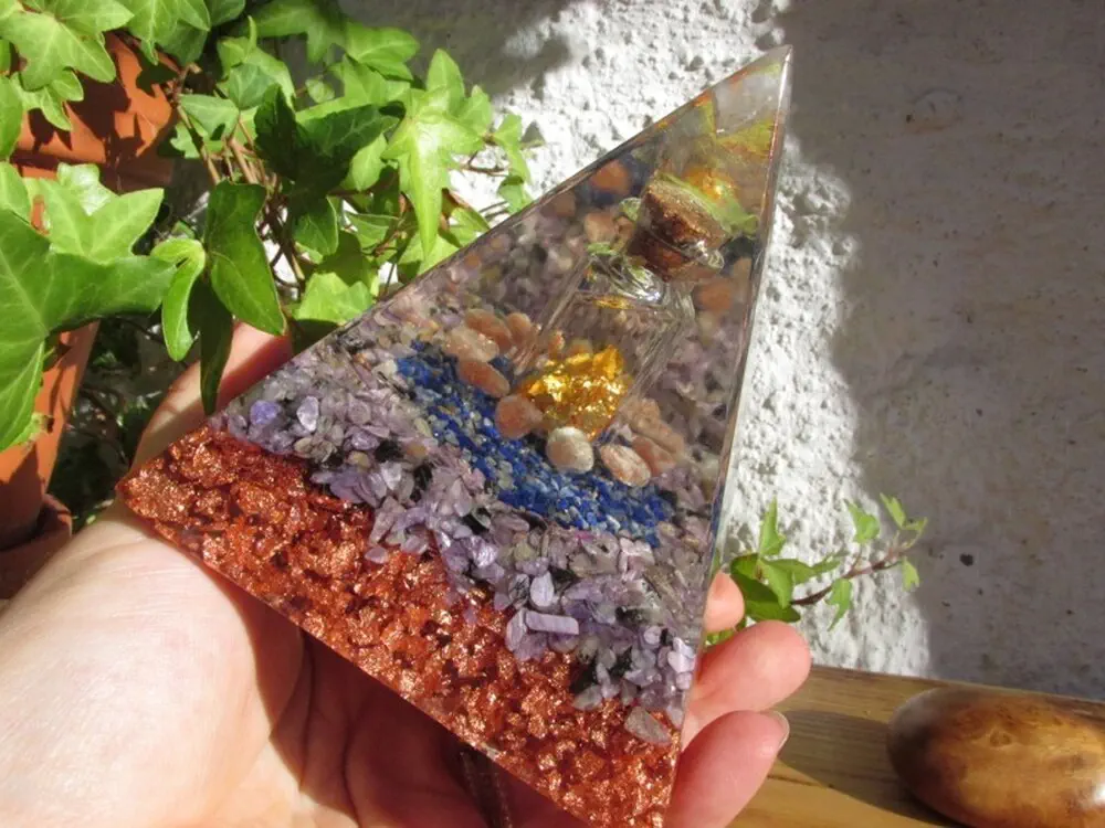 Orgonit "Už nemám strach – Jsem v bezpečí" (10x10cm) dosah cca 10 metrů