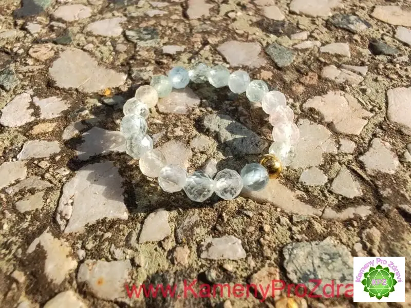 "V něžnosti a lásce" Morganitový prsten broušené kuličky 3,4mm