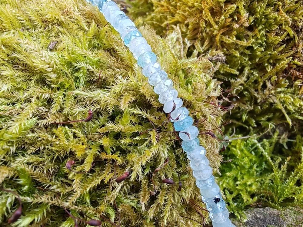"Prozření pro duši" akvamarínový náhrdelník, broušené rondelky, 3,8mm