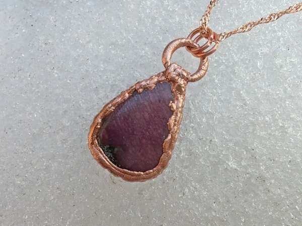 Rubínový amulet – Oheň života