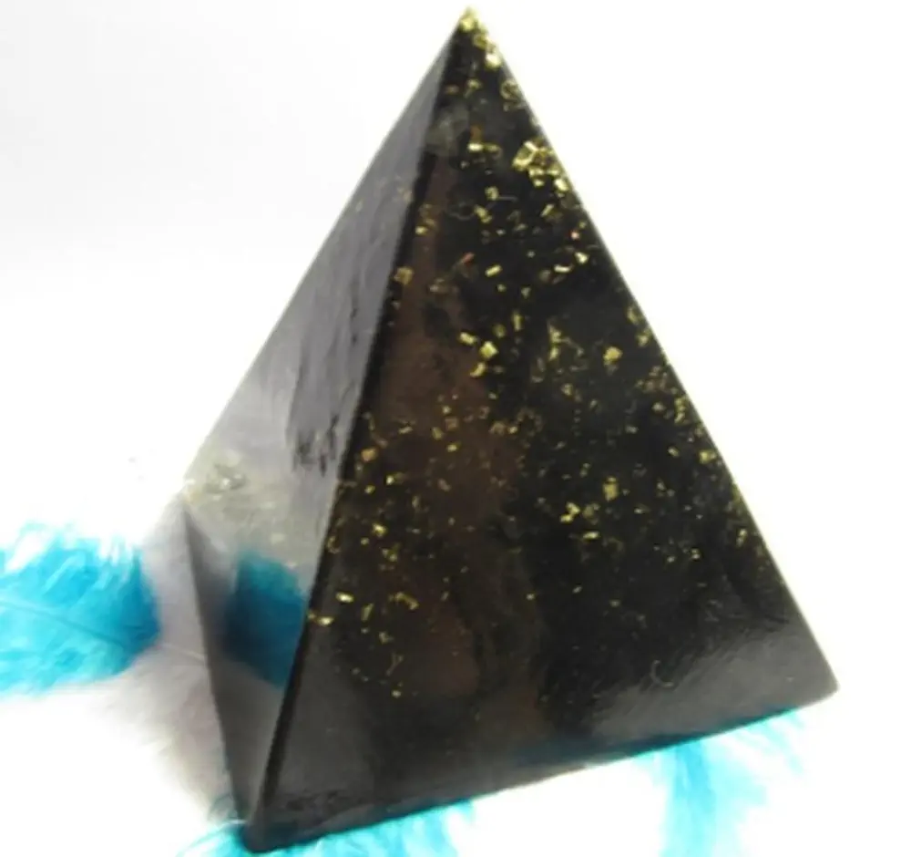 Orgonitová pyramida - Šungit 10x10 cm