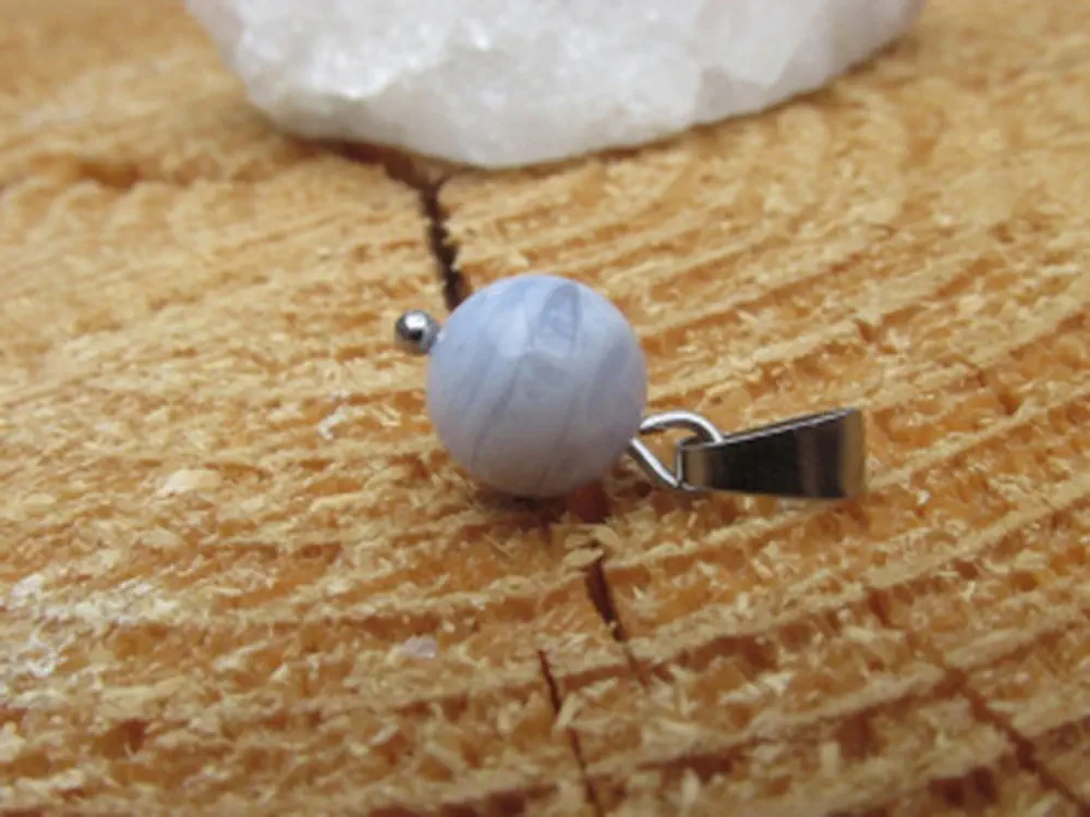 Chalcedonový přívěsek - kulička hladká, 8mm