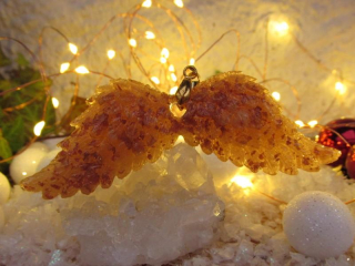 Vánoční orgonitová andělská křídla - zlatě zářivá