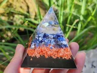 Orgonitová pyramida - Aktivace 6. čakry "Zrak & Intuice & Jasnozřivost"