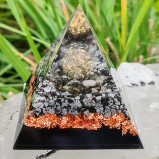 Orgonitová pyramida "Superochránce", extra ochranný orgonit