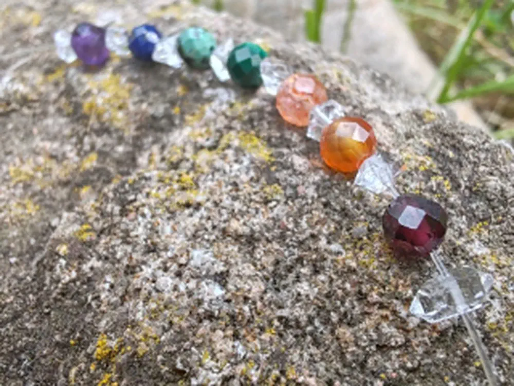 Velejemný náhrdelník "Čakrový", čakrové kameny, herkimer diamant 
