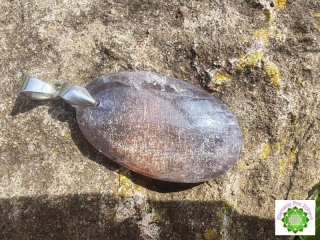 "Osvícení s lehkostí" - přívěsek Iolit se slunečním kamenem *3