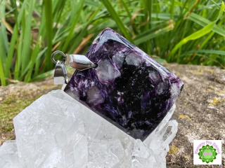 "Andělský Strážce" - přívěsek čaroit přírodní, kabošon *8