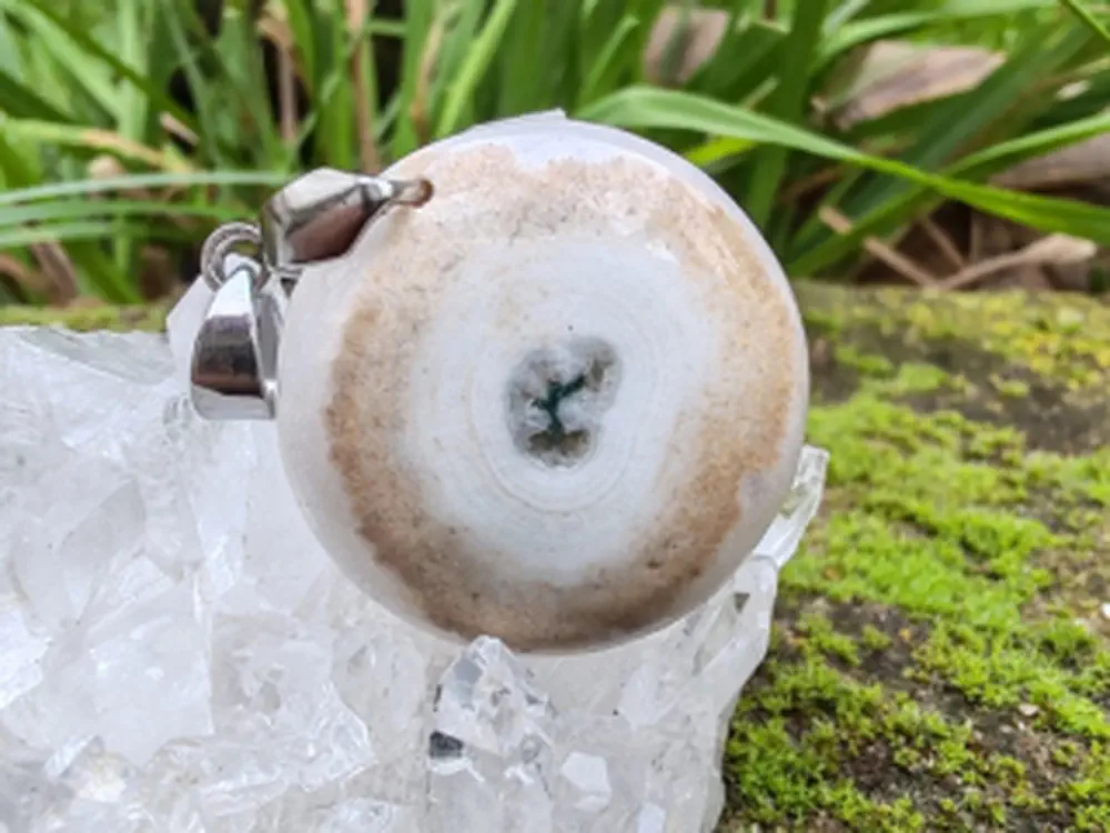 "Světelný průvodce" přívěsek Solar quartz, kabošon & nerez ocel *9