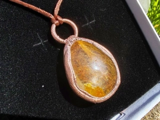 Měděný unikát "Zlaté vize" – Sagenitová kapka (Galvanoplastika)