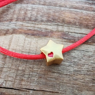 Ochranný Kabbalah náramek – Hvězda s červeným srdíčkem (posuvné uzlíky)